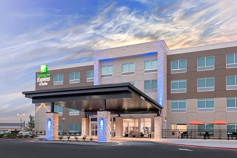 Prosser Hotel | 2-Star Hotel ∙ Holiday Inn Express & Suites - Prosser - Yakima Valley Wine, an IHG Hotel