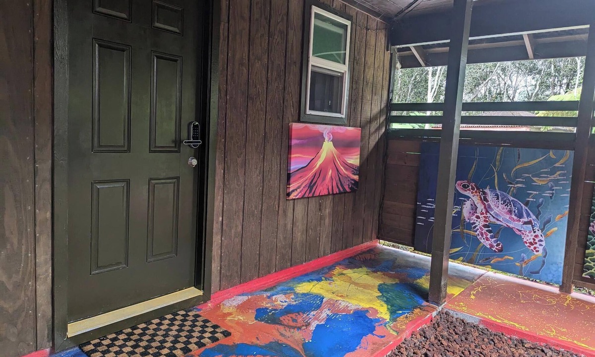 Volcano Villa | 3 Rooms with shared spa and wifi - Group Wing Right