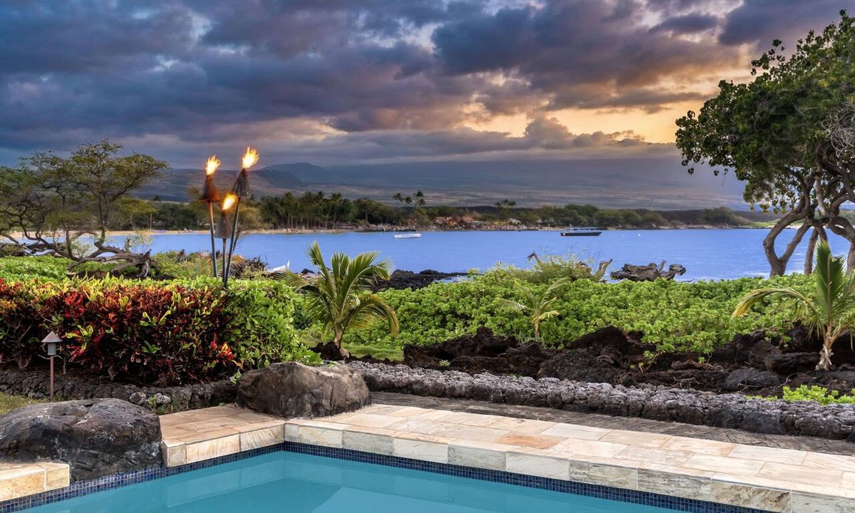Waikoloa House | 4 BR Oceanfront Home with theater - Hilton Waikoloa Access Included