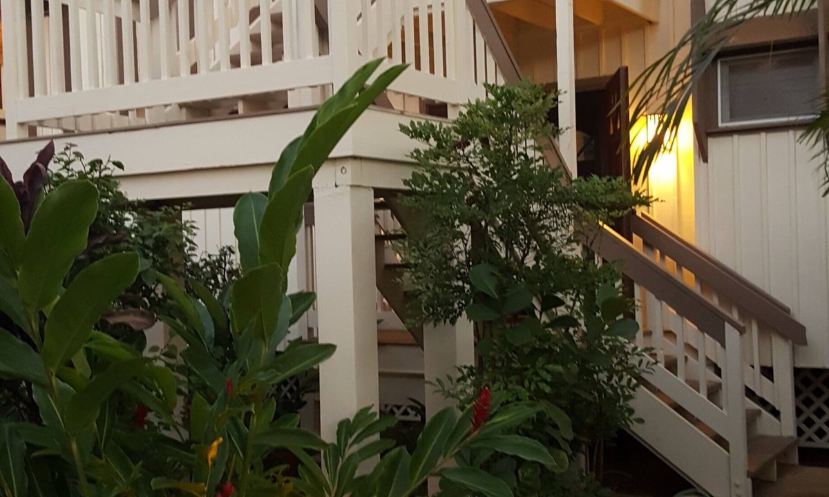 Princeville Condo | Aloha Hideaways- Palm Retreat A