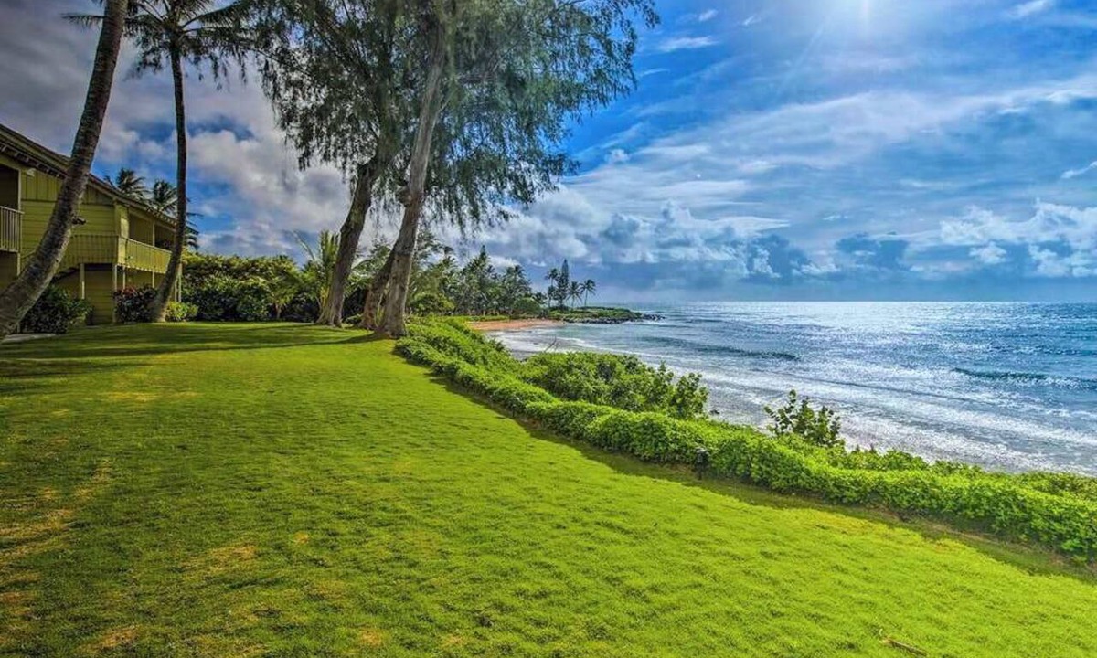 Wailua Condo | August Sale - Upper-Floor Kapaa Studio with Water Views & Private Balcony