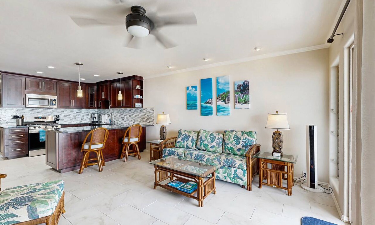 Ualapue Condo | Beautiful, Third-Floor, Oceanfront Condo w/Water Views, Shared Pool, Free WiFi