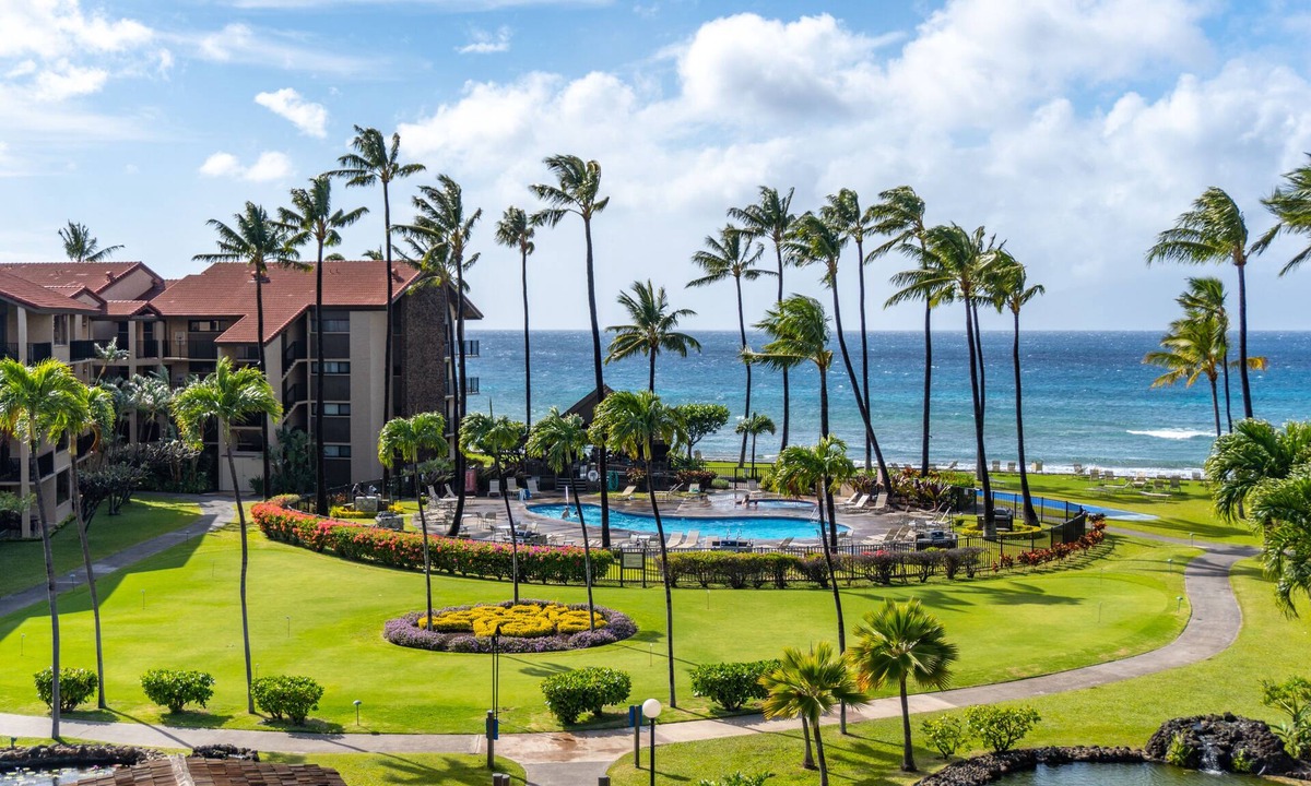 Honokowai Condo | Beautifully Updated Penthouse Condo with Direct Ocean Views