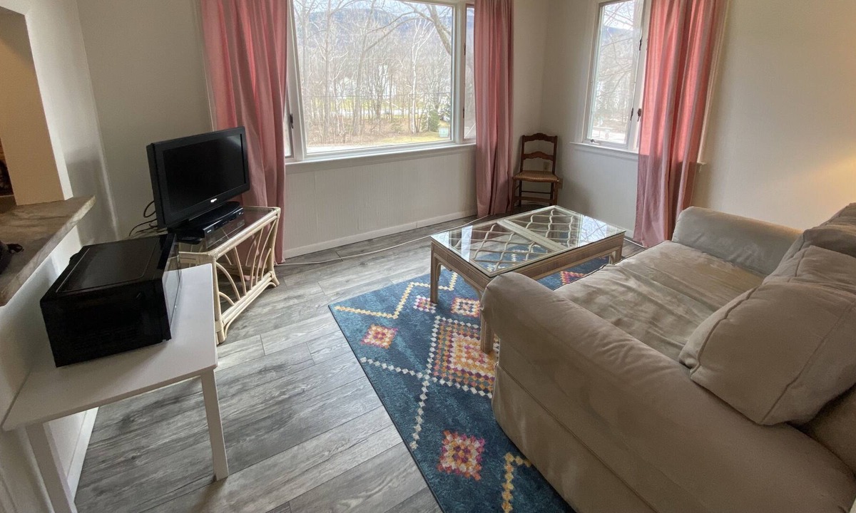 East Dorset Cabin | Cozy Cabin in Green Mountains