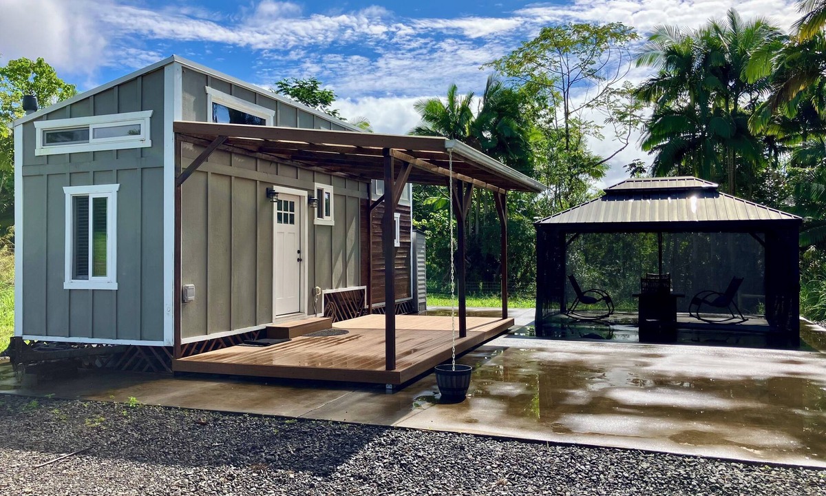 Hilo Cabin | Eco Tiny Home on Organic Farm Within Minutes of Downtown Hilo.