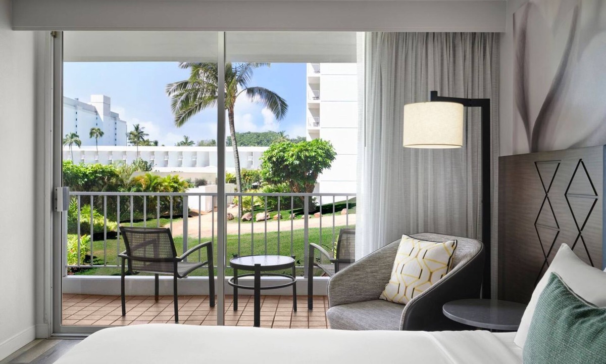 Lihue Hotel | Exciting Water Adventures! Beachfront Resort! W/Pool Access & Airport Shuttle!