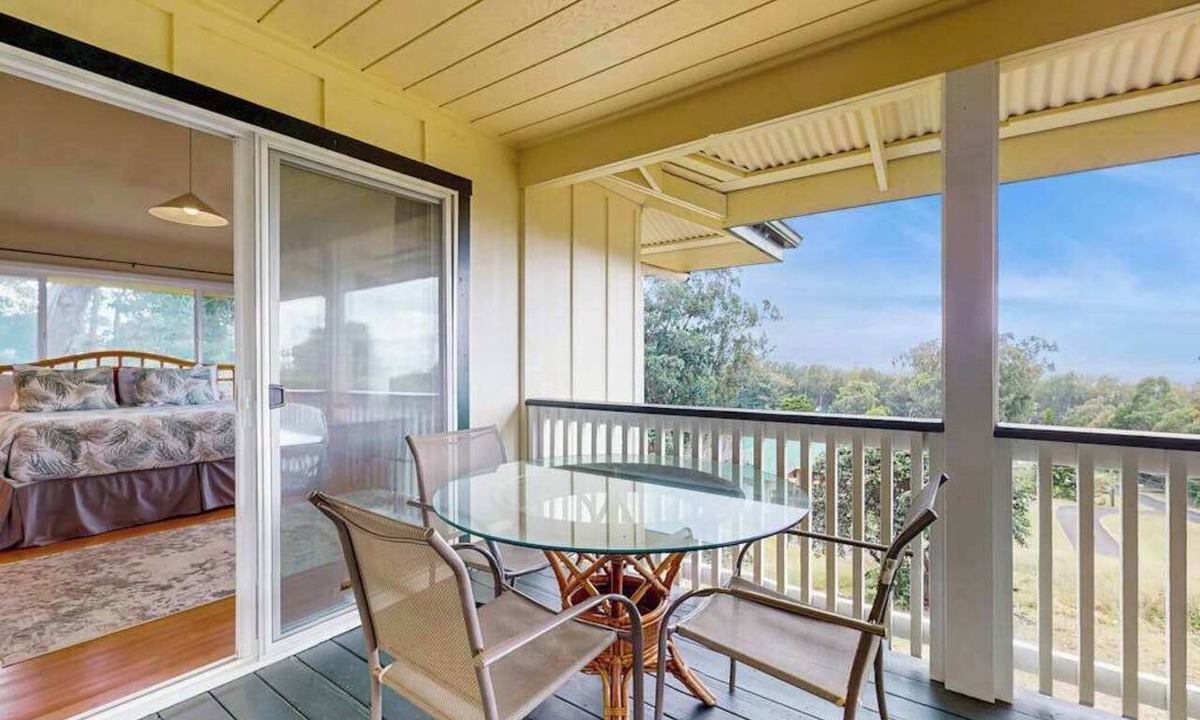 Kamuela House | Family Comfort with Mountain Views & Hot Tub in Waimea