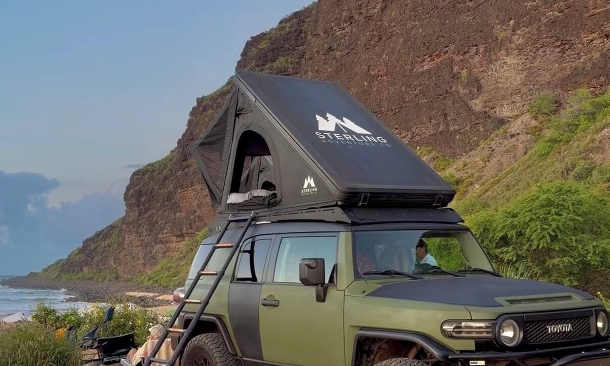 Wailua House | Fully Decked 4WD Green/Black FJ Cruiser!