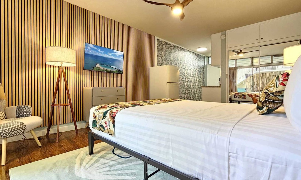 Waikiki Apartment | Furnished monthly rental Waikiki Neighborhood 305