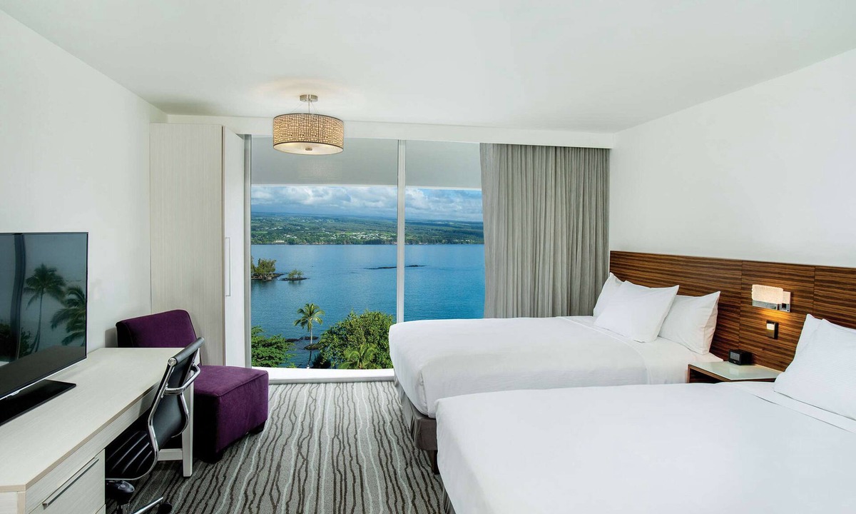 Hilo Resort | Grand Naniloa Hotel Hilo - a Doubletree by Hilton