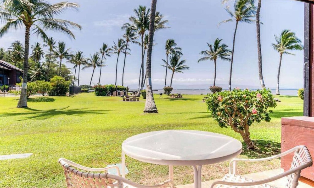 Kaunakakai Condo | Ground-Floor Molokai Condo with Outdoor Pool, Grills & Kitchen