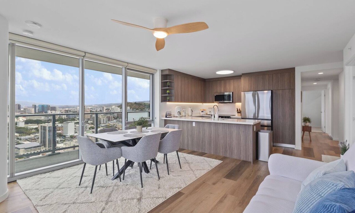 Ala Moana Apartment | High-Rise Retreat | Panoramic Ocean & City Views
