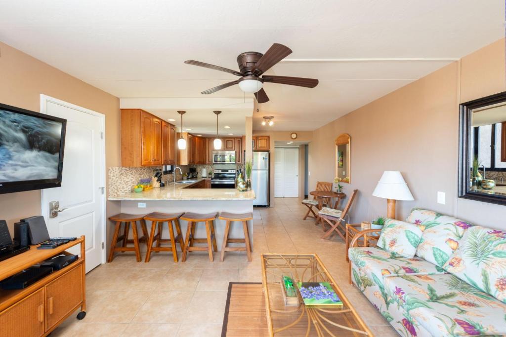 Historic Kailua Village House | Kona Pacific A102