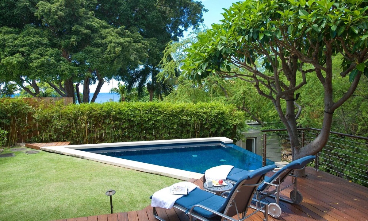 Leahi Park House | Luxury Casa de Makalei by Gather w/Diamond Head Views, Private Pool & A/C