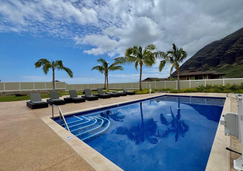 Makaha Valley House | #Marbella Lane - Blissful Mountain-View Studio in Makaha
