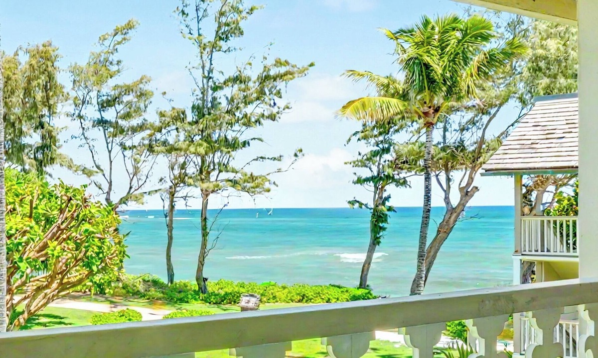 Wailua Apartment | New from Premier Host - Top Floor Oceanview Studio at Islander on the Beach