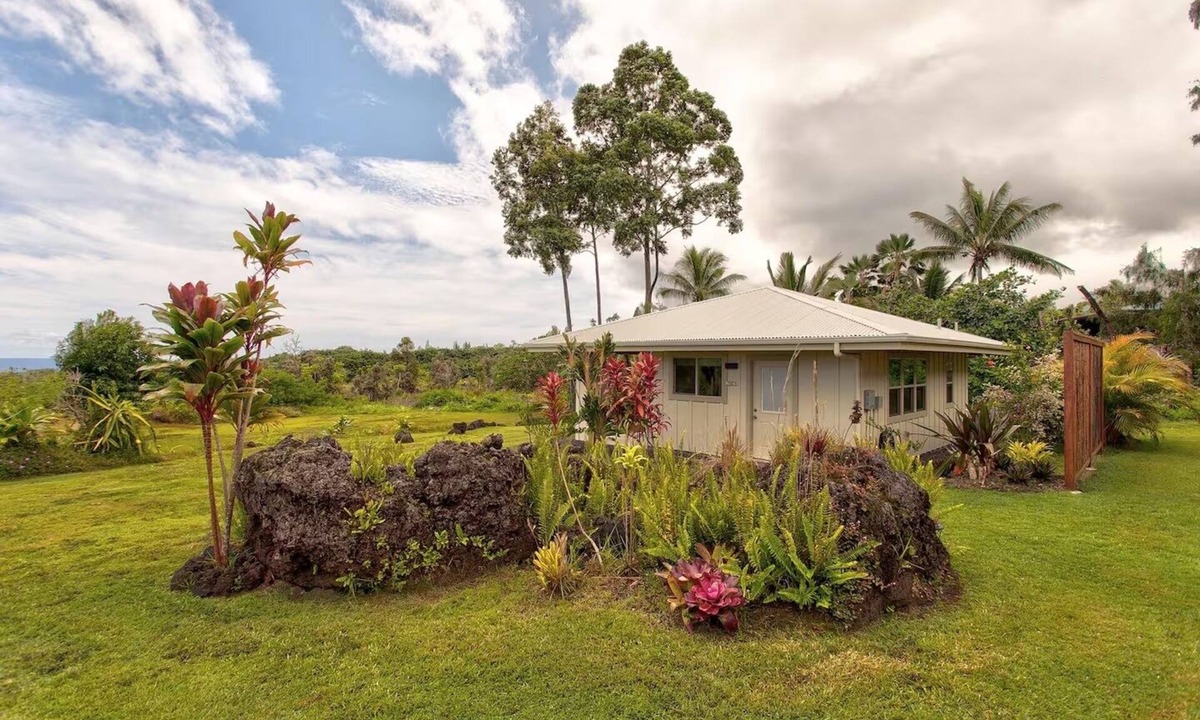 Puna Palisades Cottage | New Guest House Ocean View Walk 2 Kehena Beach