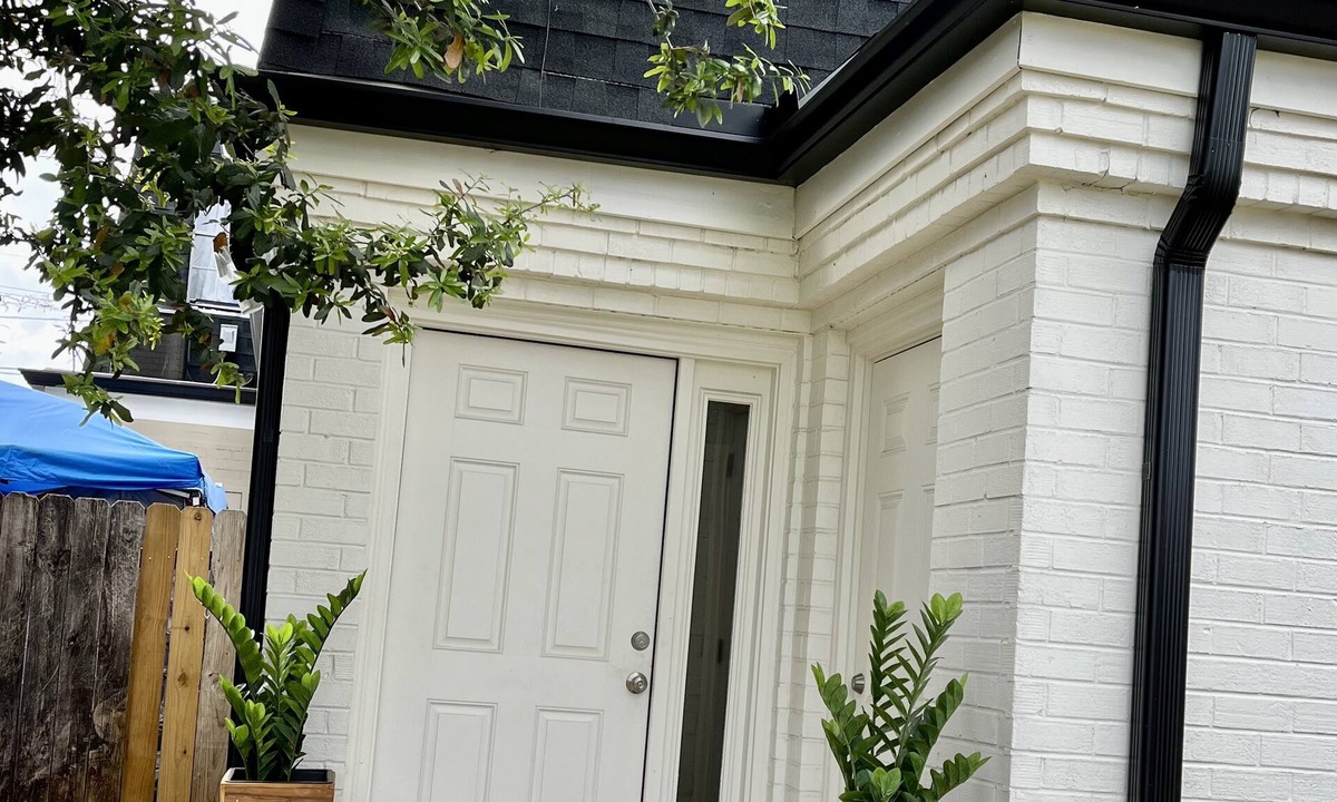 New Orleans Condo | New Renovation- Centrally Located!