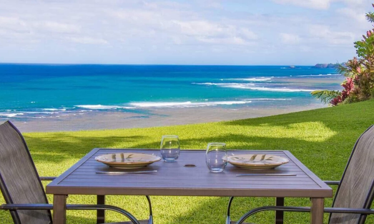 Princeville Villa | Ocean View 4 Bedrooms for 9 in Princeville!