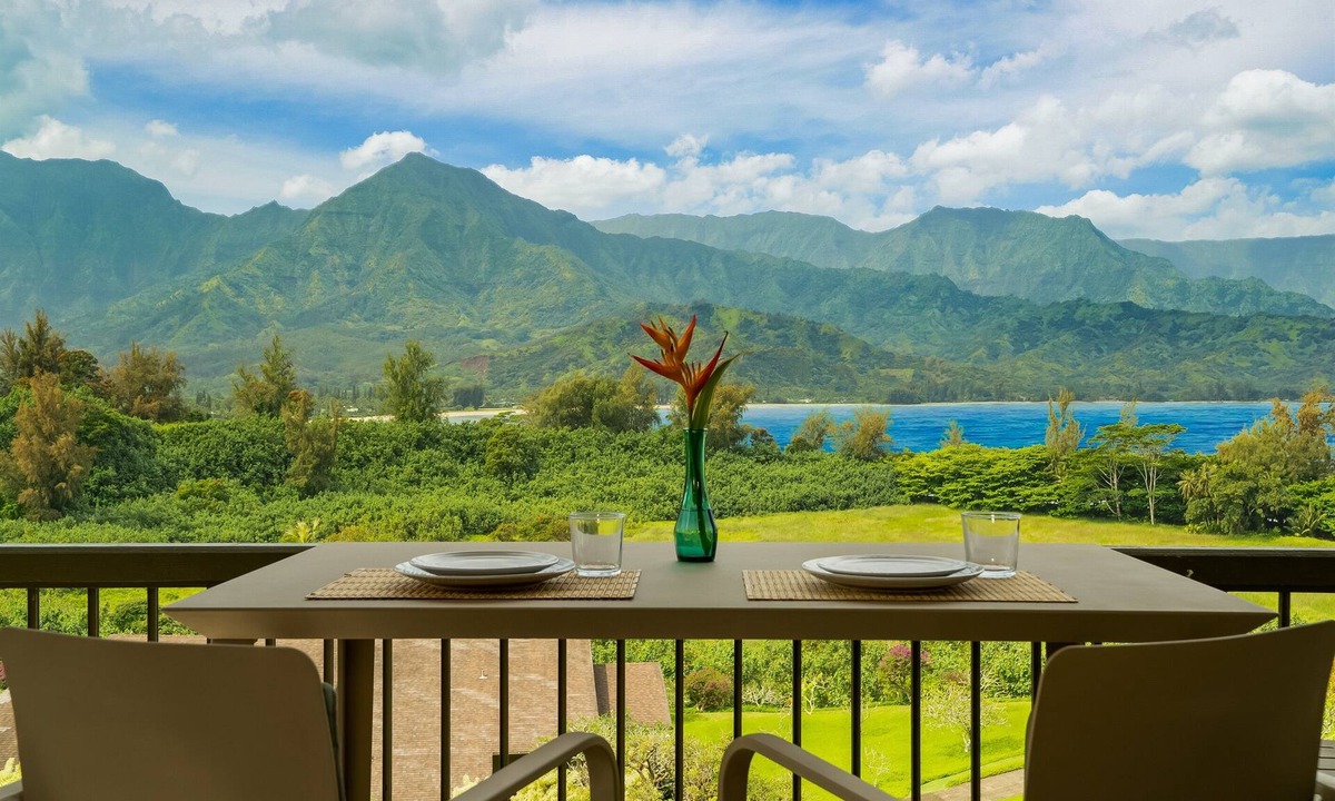 Princeville Condo | Ocean View Top Floor Resort 3BR +A/C +Pool +Beach
