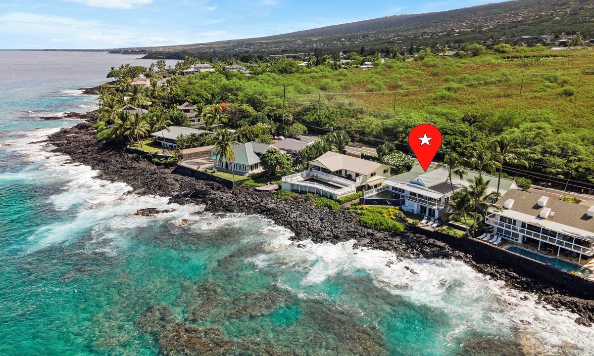 Kahaluu Bay House | 🏖️Oceanfront Kona Home w/Pool + A/C | Walk to Kahalu'u