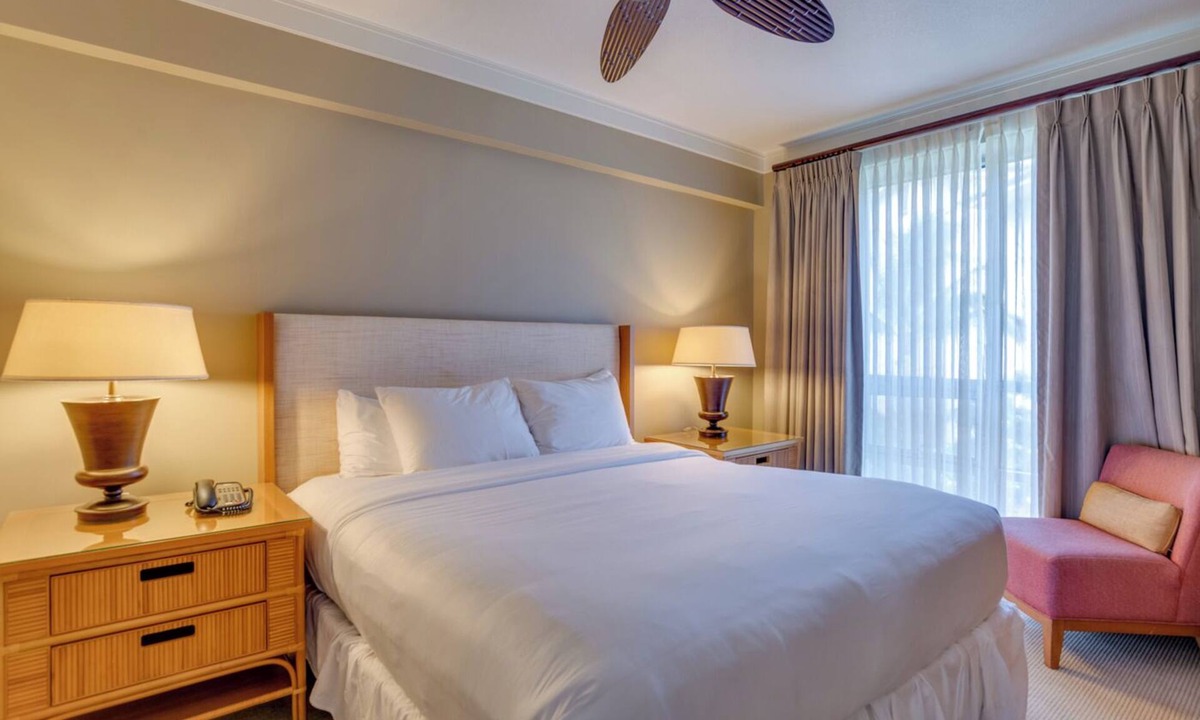 Honokowai Hotel | Oceanfront Maui Stay | 2 Bedroom Partial Ocean View near Lahaina Harbor