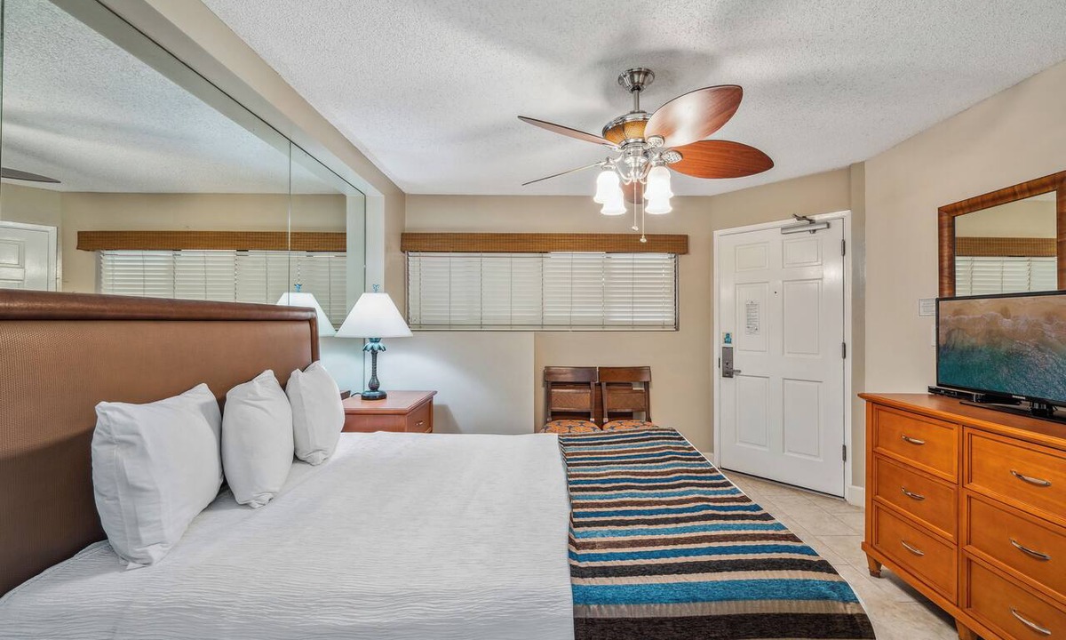 Kahana Hotel | Petite Retreat at Kahana Falls