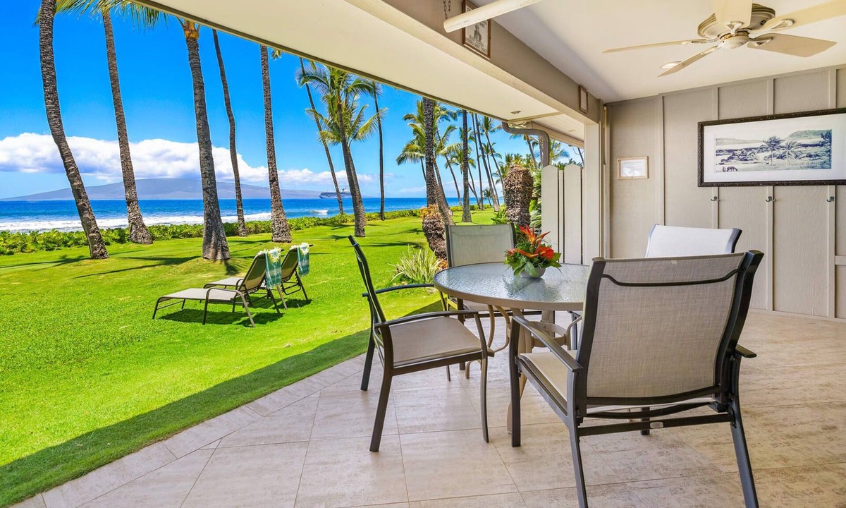Downtown Lahaina House | Premium Oceanfront 4BR: Gated Community w/Pool