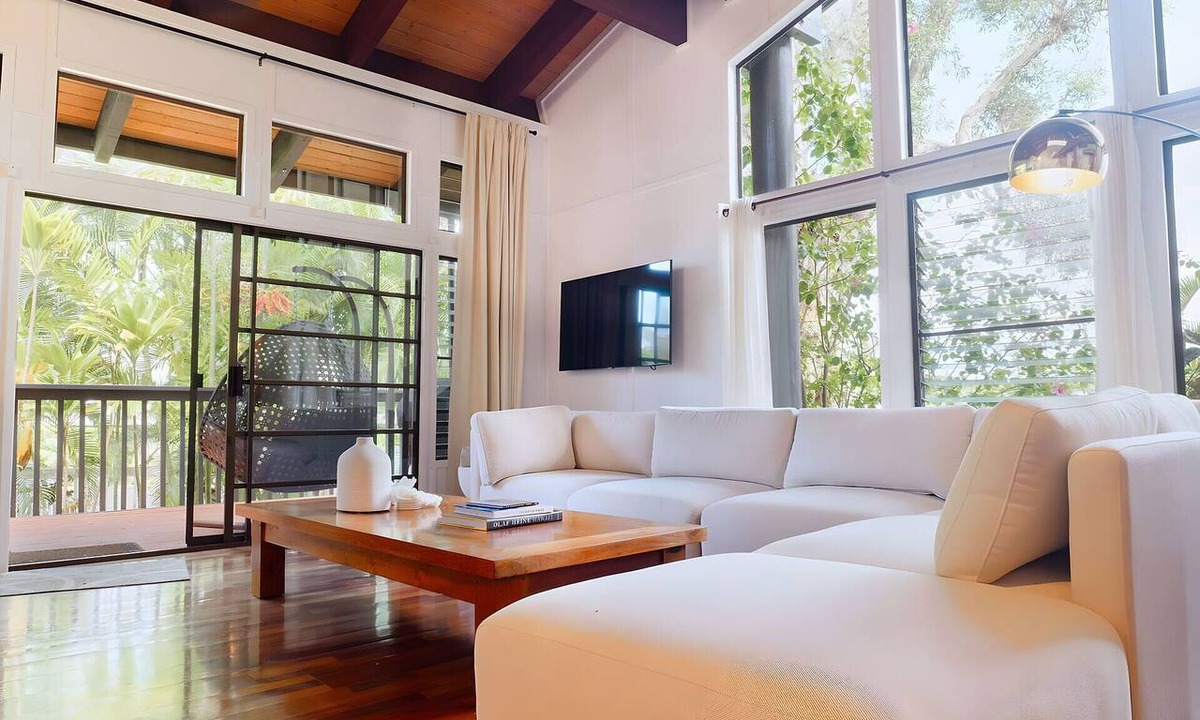 Princeville Condo | Princeville - 5BR Condos - Sleeps 14