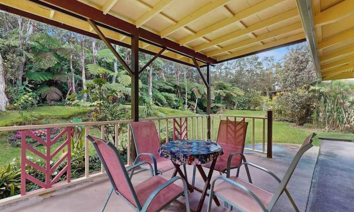 Volcano House | Room for the Whole Family on a Quiet Volcano Acre