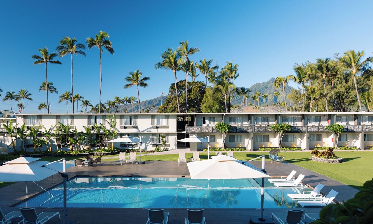 Kahului Hotel | Scenic Maui Stay | Outdoor Pool | Near Ho’aloha Park Beach - 0.1 mi | Parking