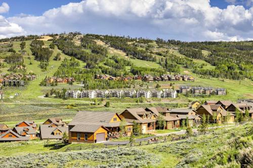 Silvercreek House | Ski, Soak & Explore! Granby Getaway w/Mtn Views
