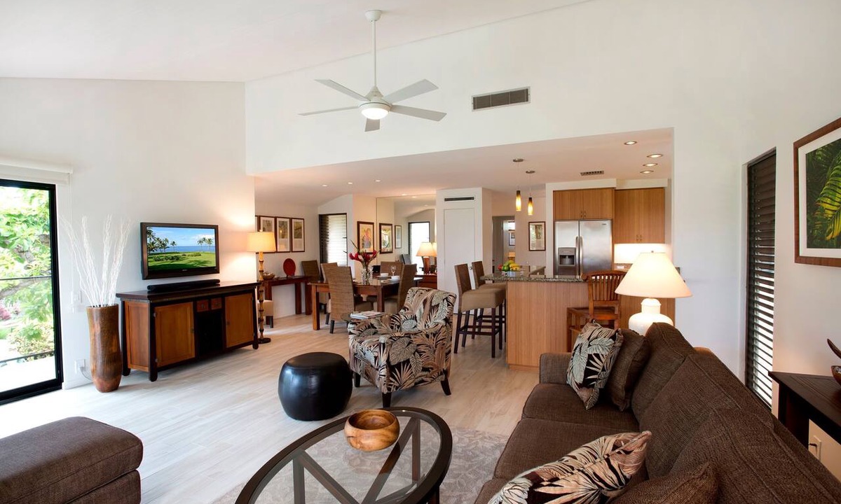 Wailea Condo | Spacious Modern Haven Just Steps from the Beach - Wailea Elua #908 -Lush Grounds