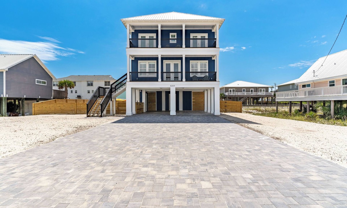 Navarre Beach House | Spacious new build 6-bedroom 6.5 bath house in gorgeous Navarre Beach