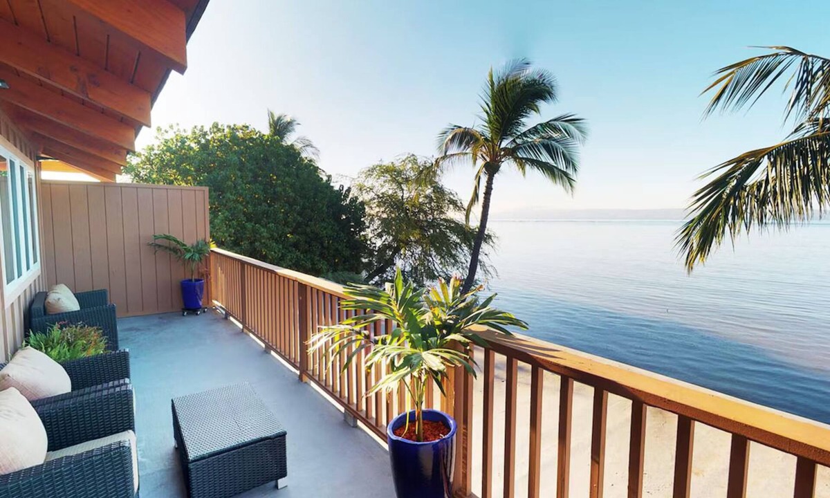 Kaunakakai House | Spacious Suite at Hotel Molokai! Ocean Front Suite with Balcony, Outdoor Pool!
