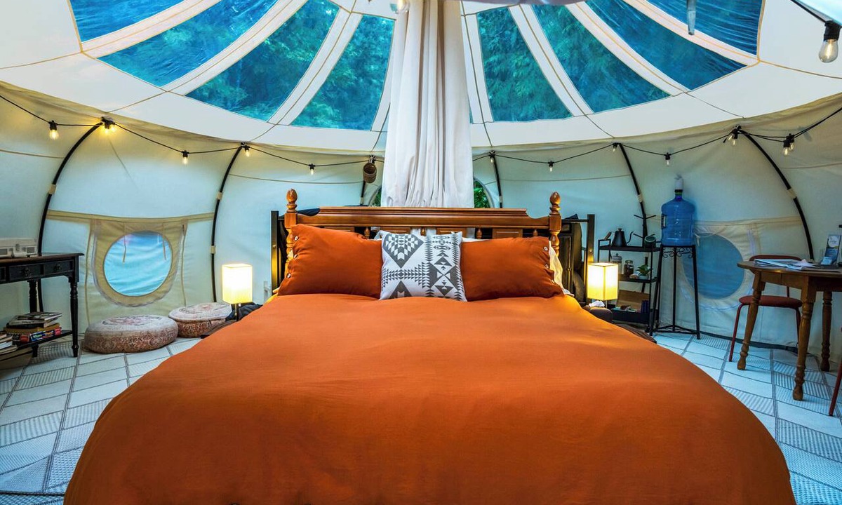 Oregon City Apartment | Stargaze and Swim at the Hideout - Luxury Glamping
