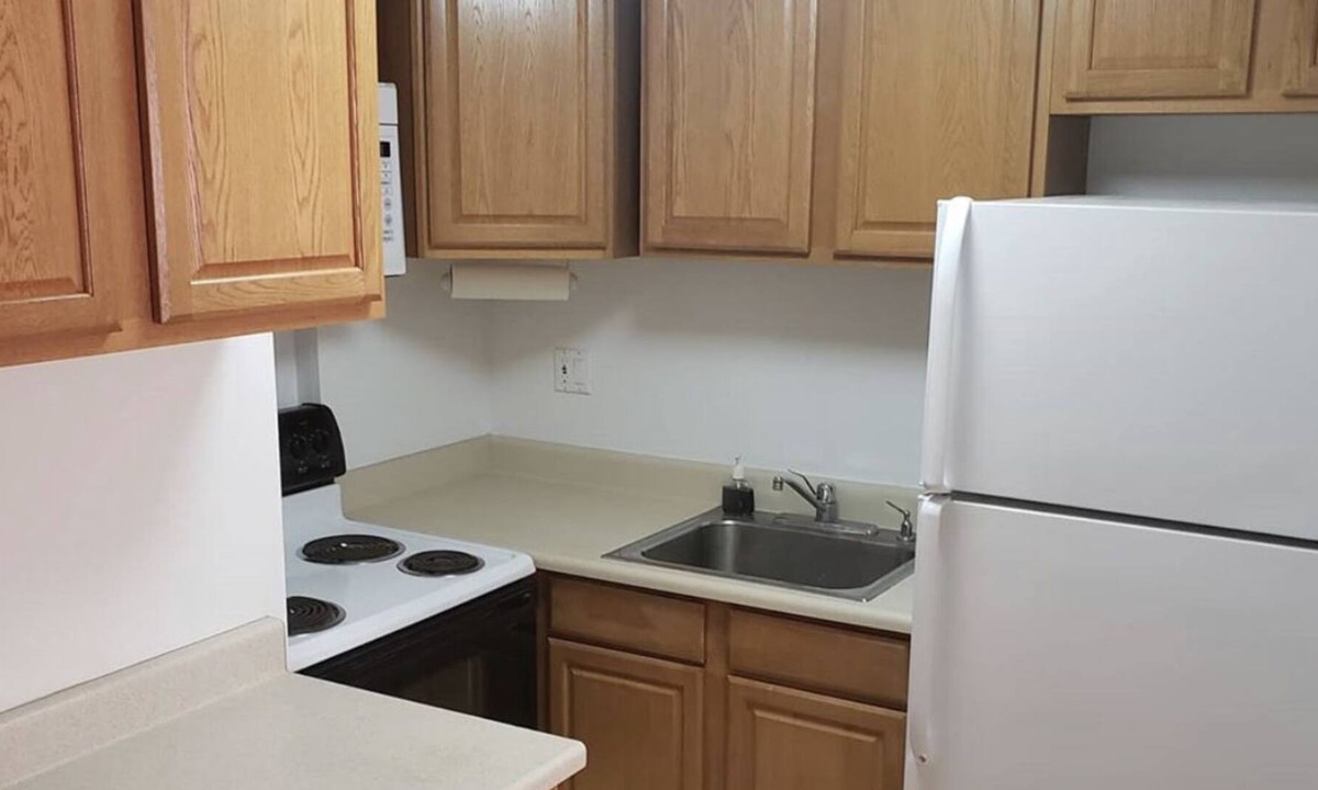Diamond Head - Kapahulu - St. Louis House | Studio in the heart of Waikiki next to beach!!!