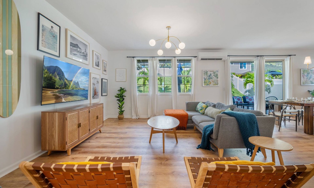 Makaha Valley House | 🤙The Makaha Shaka! 🤙3BR Villa Oahu 5 Min to Beach, Ocean View, Pool, Hot Tub