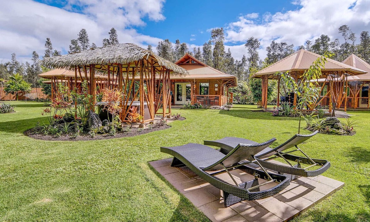 Fern Acres Bed & Breakfast | Volcano Eco Retreat by Heart Core Hotels - Adults Only