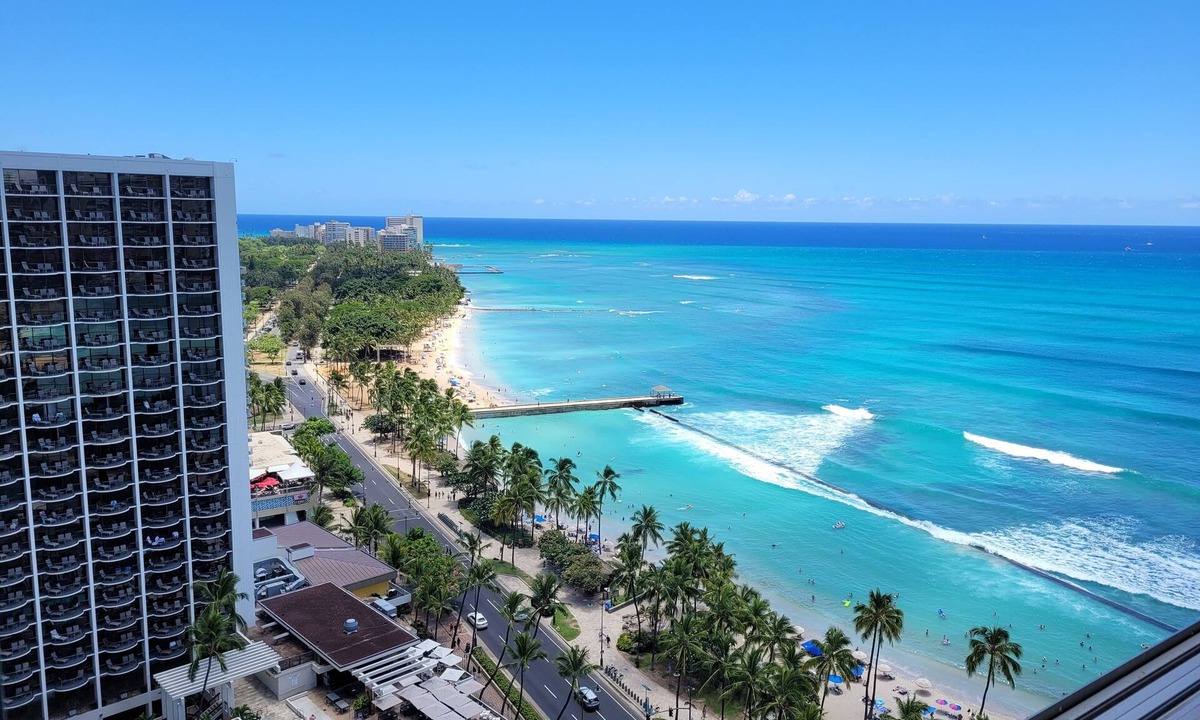 Waikiki Condo | Waikiki Beach for a Month - 24th-Floor Ocean View 1BR + Lana