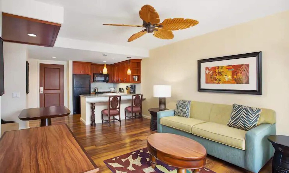 Waikiki Resort | Waikiki | Waikiki Surf Stay | Pool & Beach | 1BR