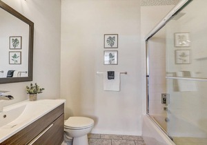 72 m² Apartment ∙ 2 bedrooms ∙ 4 guests in Brewerytown