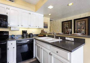 🏖️Across from Oceanfront Pool | 1BR Kona Condo w/AC