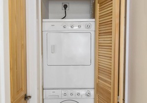 Beautiful 2BR Ski-in/Ski-out* Lodge Condo at Stowe`s Toll House LiftBeautiful Remodeled Ski-in/Ski-out Lodge Condominium at Stowe`s Toll House Lift in Stowe