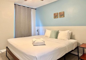 Downtown Condo! Private Balcony! PT10F in Atlanta