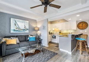 🏖️Garden View Kona Condo w/Ocean Peek | Casa 221