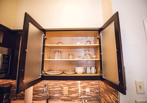Hotel Room with Kitchen and FREE parking in Houston