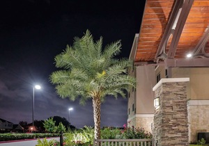 Hotel Room with Kitchen and FREE parking in Houston