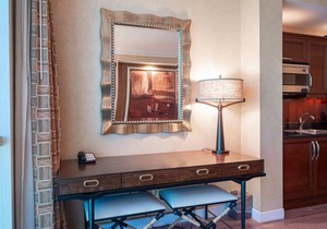 No Resort Fee Strip View Suite + Free Valet+ Pool in Las Vegas
