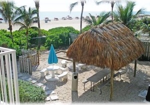 OCEANFRONT FOR NEW YEARS EVE 2025 ! START 2026 IN SUNNY SOUTH FLORIDA. in Pompano Beach